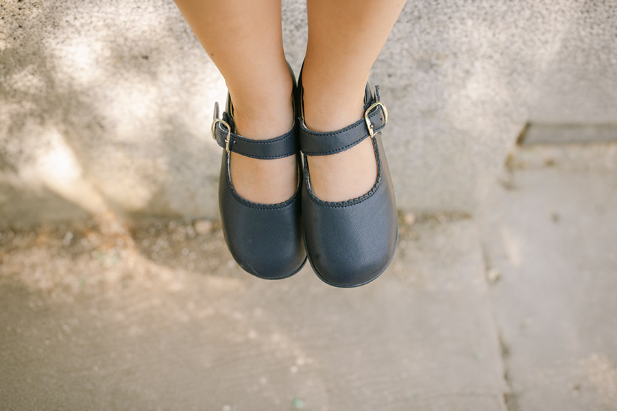 Chaussures babies à boucle en cuir 