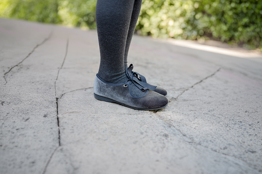 Chaussures babies velours avec nœud gros-grain filles 