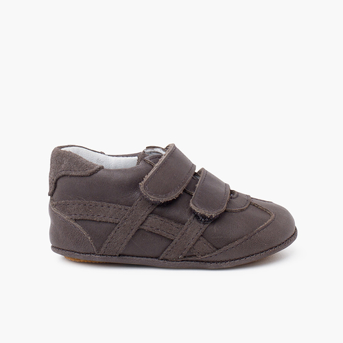 Chaussure bébé de sport avec fermetures adhérentes Gris