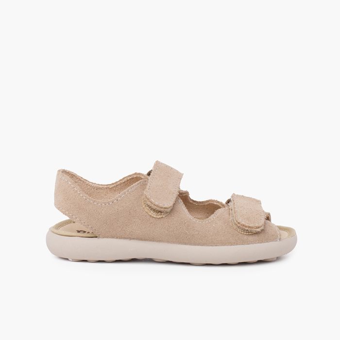 Sandale en croûte de cuir avec bandes avant adhérentes