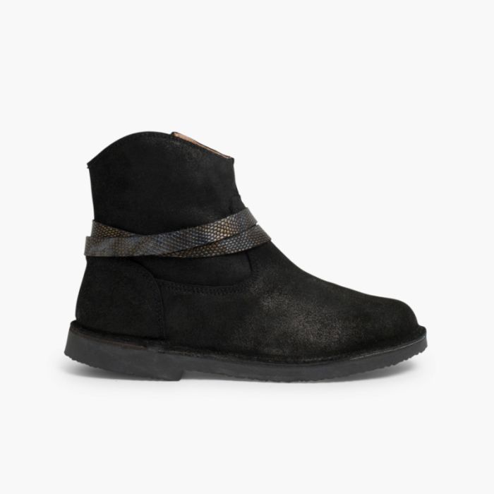 Bottes basses avec Bandelettes Effet Serpent