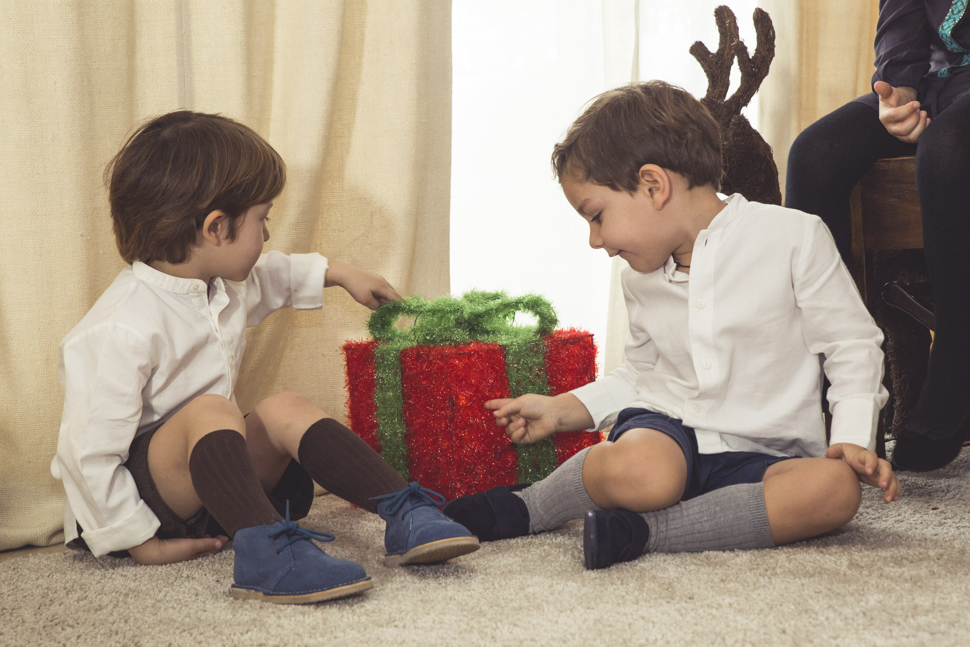 Garçons chics pour Noël avec Pisamonas Garçons chics pour Noël avec Pisamonas